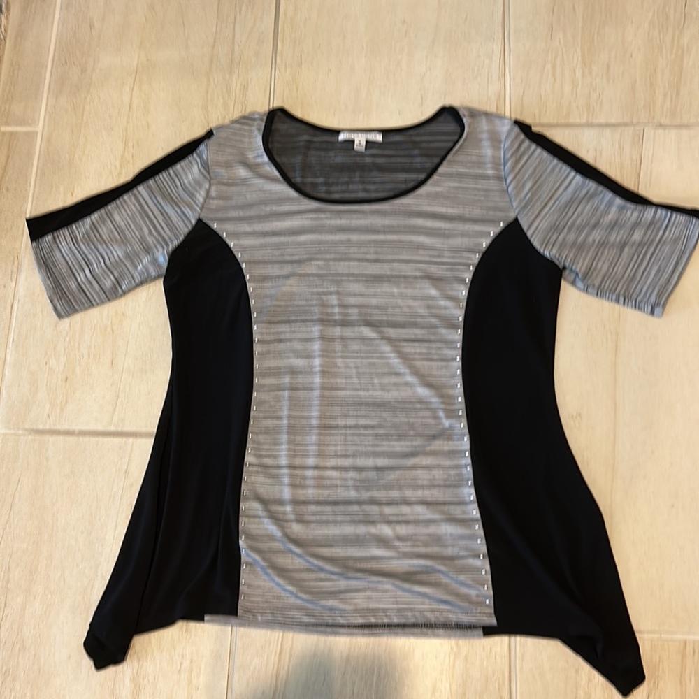 Notations black and gray polyester top - Picture 3 of 9